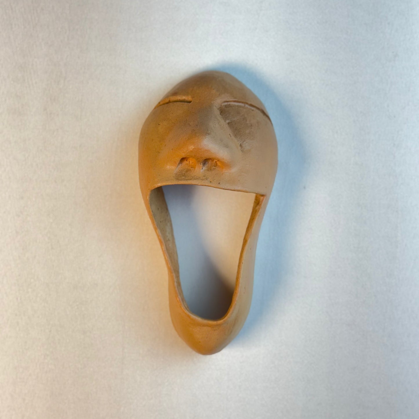 Escultura del bostezo