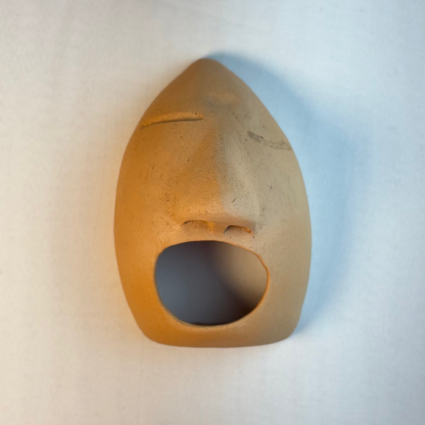 Escultura del bostezo