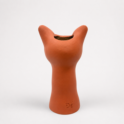 Vaso Felino Alongado Marrom
