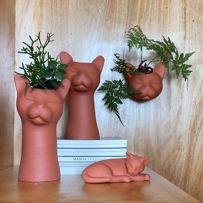 Vaso Felino Alongado Marrom