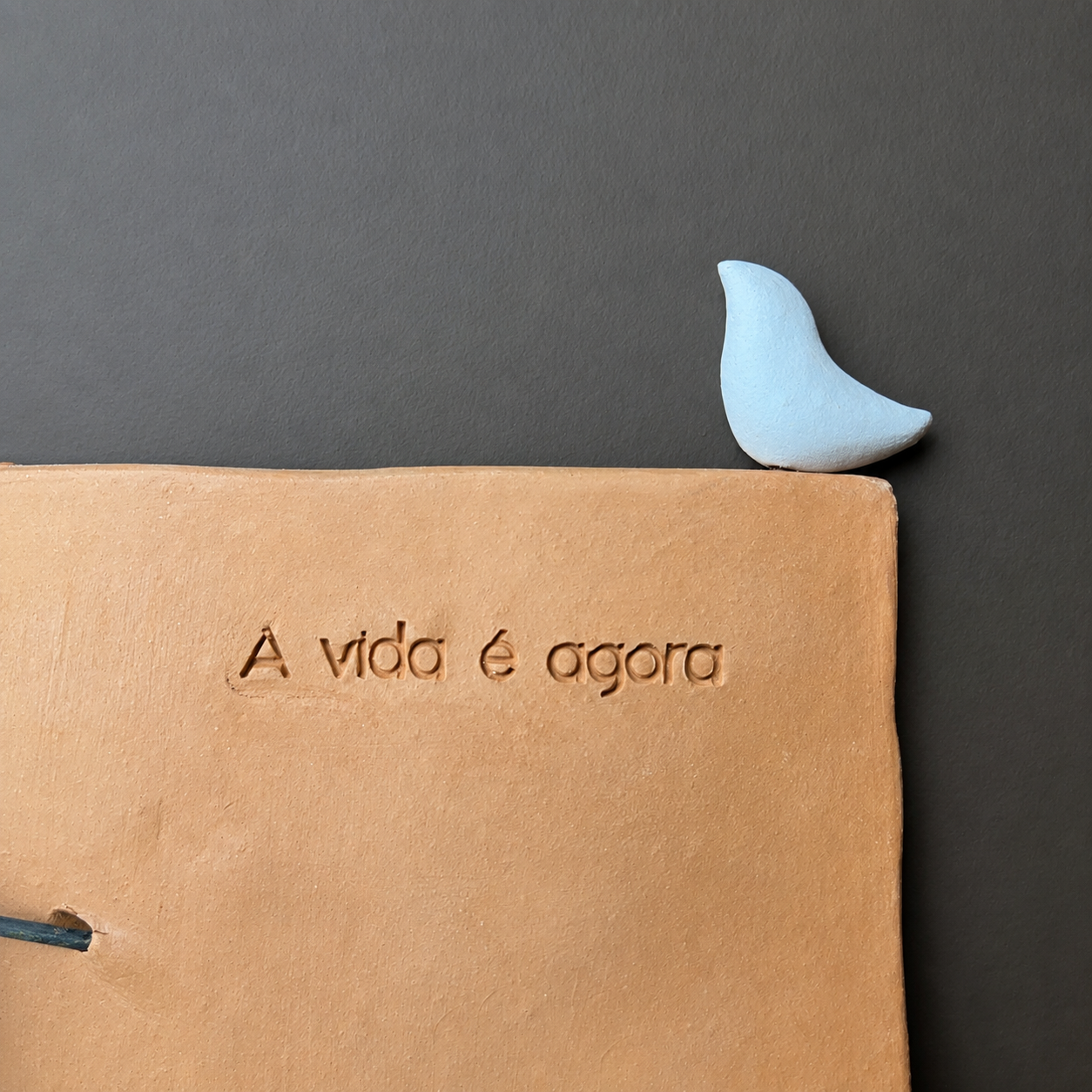 Escultura de Parede A VIDA É AGORA - Modelo 2